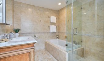 255 N BRYAN St, Arlington, VA 22201