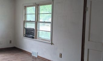 907 Black Hills Ave, Alliance, NE 69301
