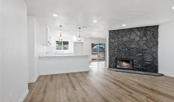 21225 Lone Eagle, Apple Valley, CA 92308