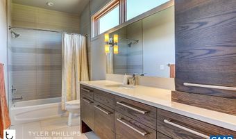 3 DICK WOODS Rd, Afton, VA 22903