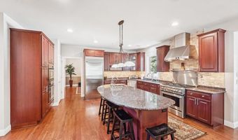 6139 PALOMINO Dr, Allentown, PA 18106