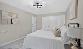 333 N Portage Path 39, Akron, OH 44303