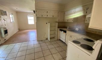 808 Pecan St, Belzoni, MS 39038