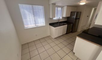1005 Dickerson Dr SE A, Albuquerque, NM 87106