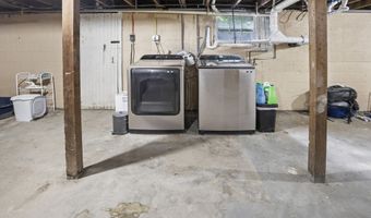104 Fairgrounds Rd, Brooklyn, CT 06234