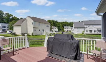 10 WHIRLAWAY Dr, Bear, DE 19701