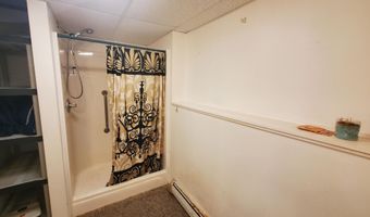 41 Dana Dr, Bangor, ME 04401