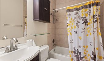 764 HARVARD St NW, Washington, DC 20001