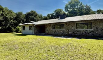 1474 Mandella Rd, Bonneau, SC 29431