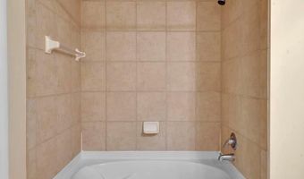 1021 N GARFIELD St 118, Arlington, VA 22201