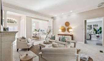 210 Old Plantation Dr W, Beaufort, SC 29907