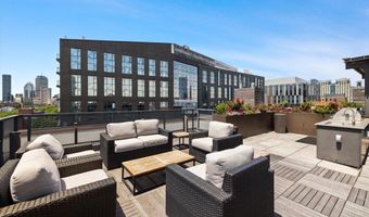32 Traveler St #701, Boston, MA 02118