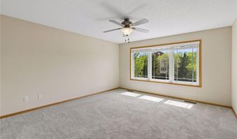6773 158th St W, Apple Valley, MN 55124