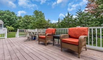 4 Faulkners Pl, Barnegat, NJ 08005