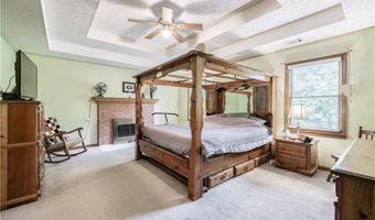 558 Auburn Rd, Auburn, GA 30011