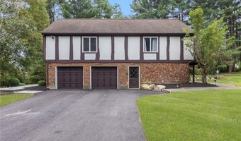 10 Abbott Valley View Dr, Cumberland, RI 02864
