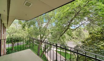 1030 S Fernandez Ave S 4-M, Arlington Heights, IL 60005
