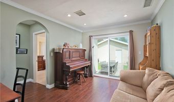 17561 Bullock St, Encino, CA 91316