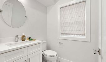 18 Breck Ave 18, Boston, MA 02135