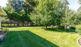 2216 Duff Ave, Ames, IA 50010