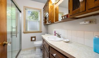 167 S Leavitt Rd, Amherst, OH 44001