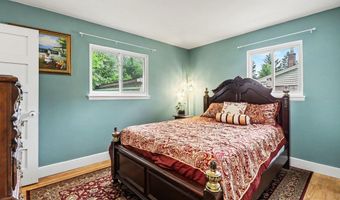 624 Susan Dr, Ann Arbor, MI 48103