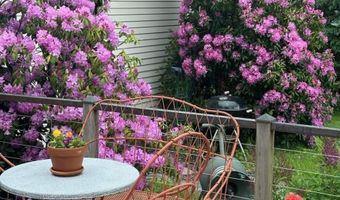 29 Mount Pleasant Dr, Brandon, VT 05733