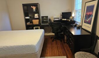 10 Wilkie Blvd, Beesleys Point, NJ 08223