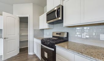 7037 Bexley Ct, Alexandria, LA 71303