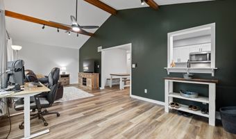 108 12th Ave SW, Altoona, IA 50009