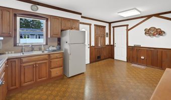 644 Berkeley Ave, Beachwood, NJ 08722