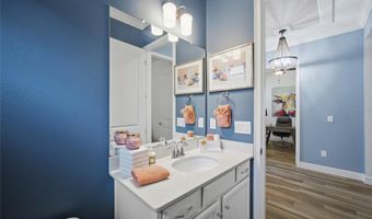725 WINTERSIDE Dr, Apollo Beach, FL 33572