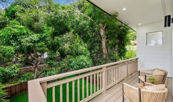 223 Lanipo Dr, Kailua, HI 96734