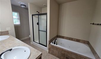 605 NW 17th Ct, Bentonville, AR 72712