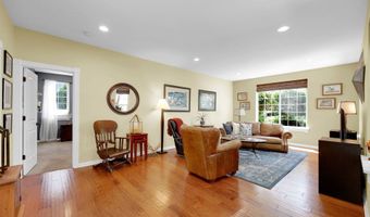 951 S St, Springfield, OR 97477