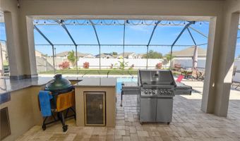 303 LAKE MARIANA Pl, Auburndale, FL 33823