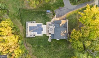 9 WOODFIELD Ln, Allentown, NJ 08501
