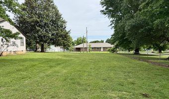 600 E Pearl St, Aurora, MO 65605