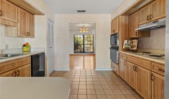 510 HILLSIDE Dr, Auburndale, FL 33823