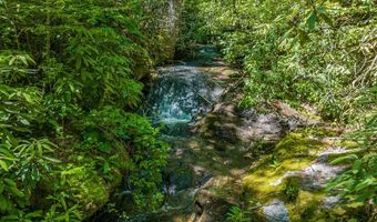 2266 S 4th St, Highlands, NC 28741
