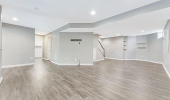20152 BOXWOOD Pl, Ashburn, VA 20147