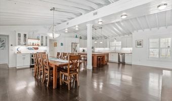 1420 E COAST Dr, Atlantic Beach, FL 32233