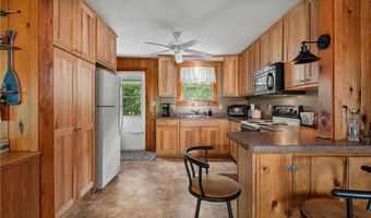 49 196th St, Alden, WI 54026