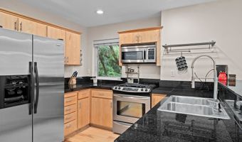 2924 SW TRANQUILITY Ter, Beaverton, OR 97003