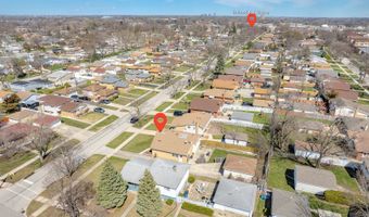 7 N School St, Addison, IL 60101