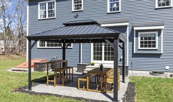 11 Wilson Rd, Berlin, MA 01503