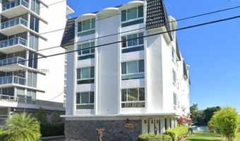 9501 E Bay Harbor Dr 5B, Bay Harbor Islands, FL 33154