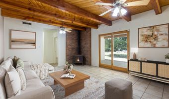 6 Archibeque Ln, Algodones, NM 87001
