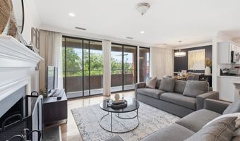 601 WILKES St 301, Alexandria, VA 22314