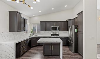 11484 Roncat Ct, Las Vegas, NV 89141